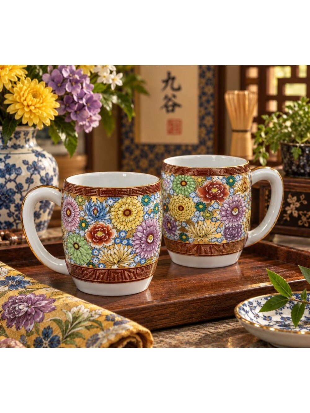 Kutani Yaki Hanazume Handpainted Floral Gosai-de Gold Trim Set 2 Coffee Tea Cup